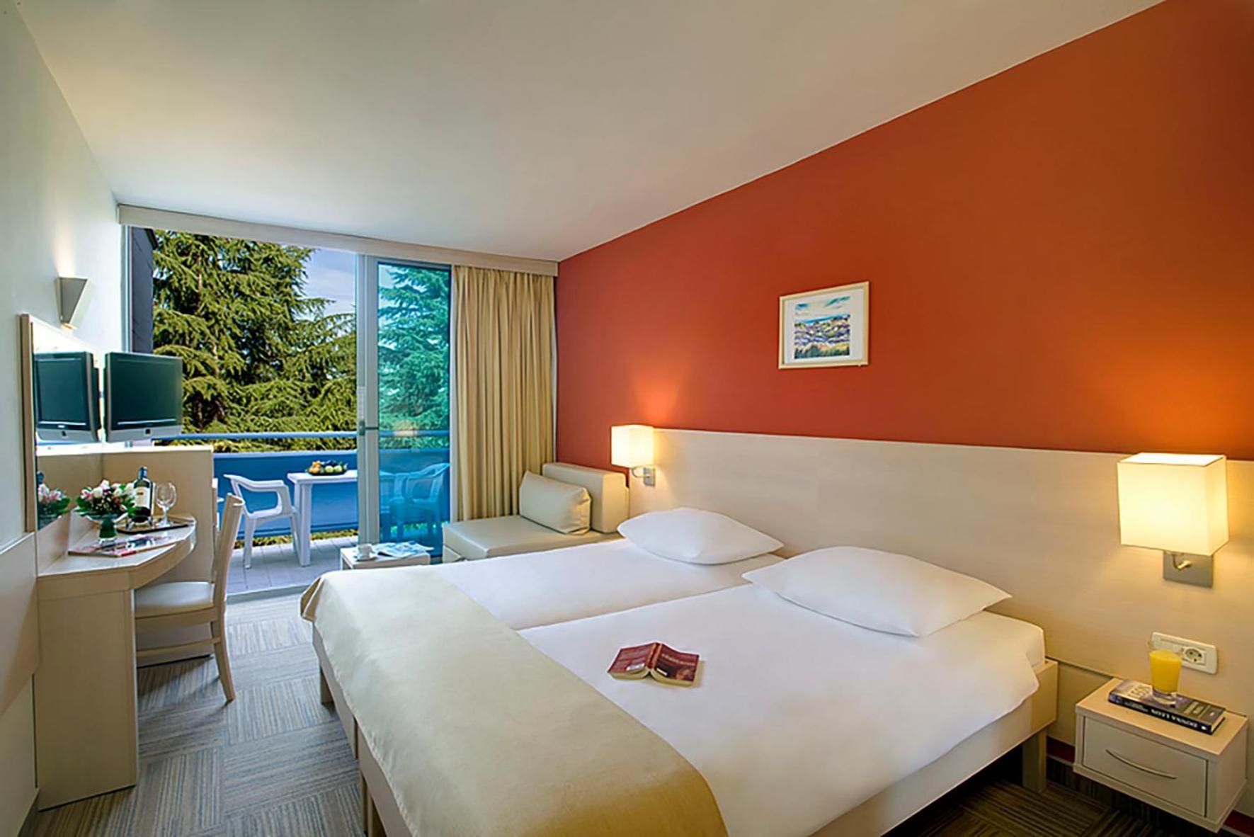 Sunny Porec By Valamar, Ex Crystal Exterior photo